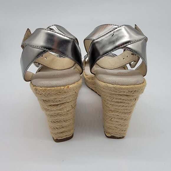 MICHAEL KORS Pewter/Silver Leather Wedge Platform Gemstone Sandals Size 9 - Picture 7 of 13